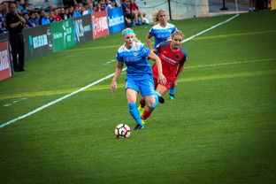 AYX GAMING-五大联赛是否通过中路传控制造更多反击起点，五大联赛实力分析