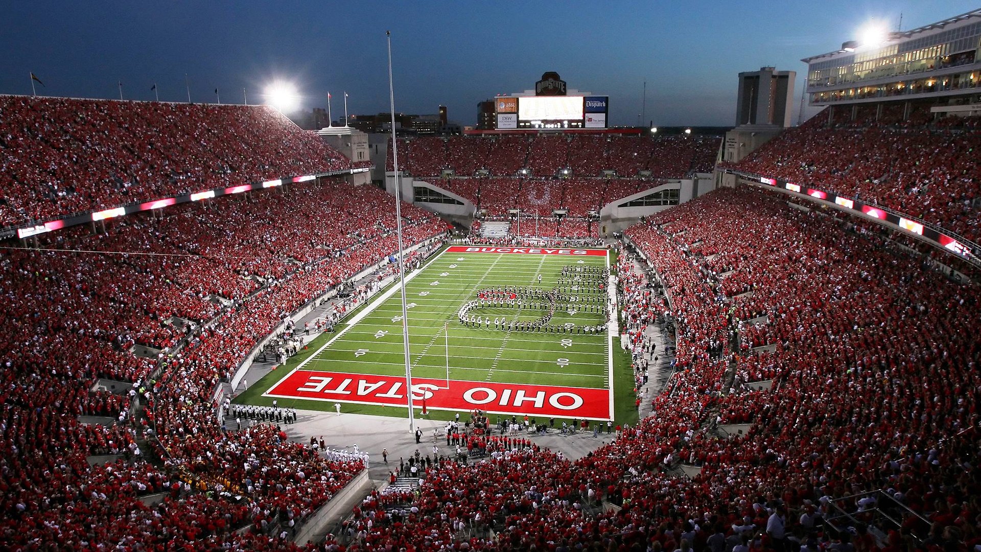 奥康纳精准的传球与意识,使袋鼠队攻势如潮,袋鼠和奥康的哪个档次高些